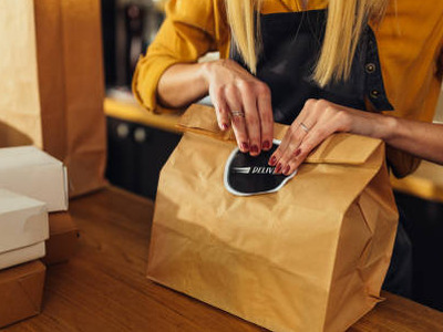 ¿Por qué deberías leer Opiniones antes de pedir comida para llevar?