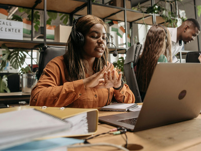 ¿Cómo comunicar incidencias a empresas de servicios profesionalmente?